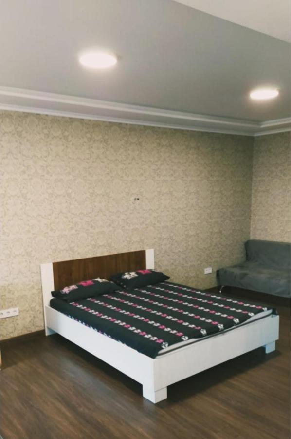 Квартира Рядом С Вокзалом Dnipro Extérieur photo